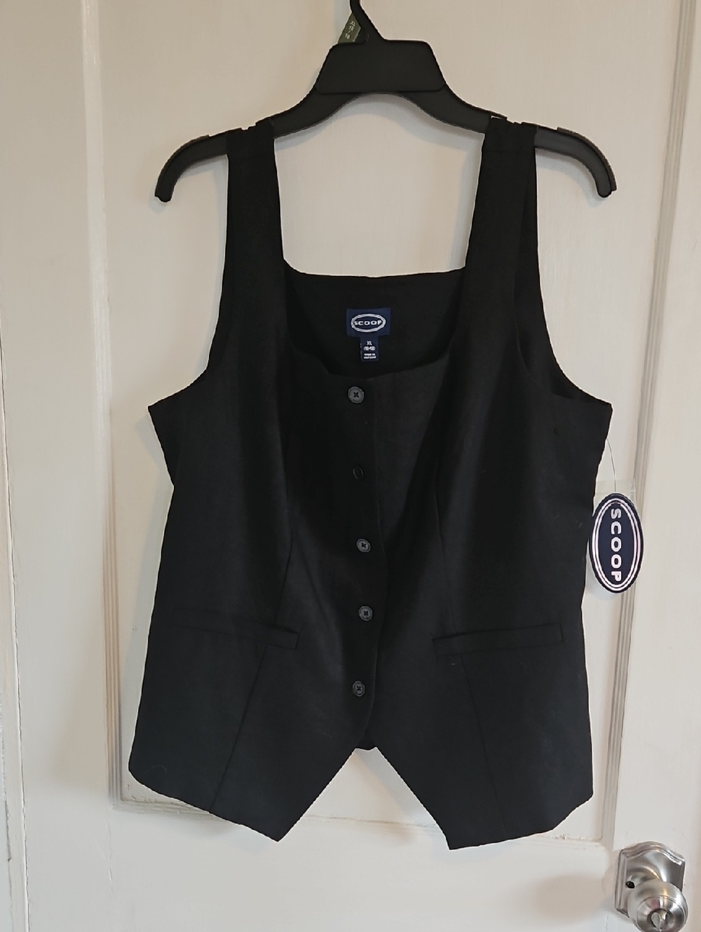 Scoop Black Button-Front Vest